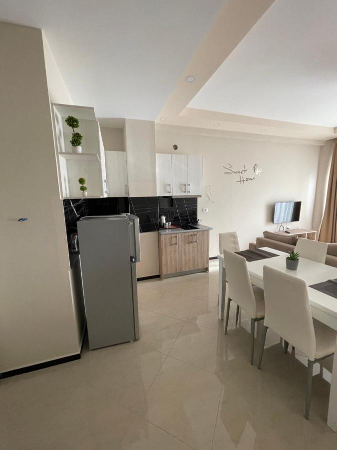 Seaside Apartmens Sarandë エクステリア 写真