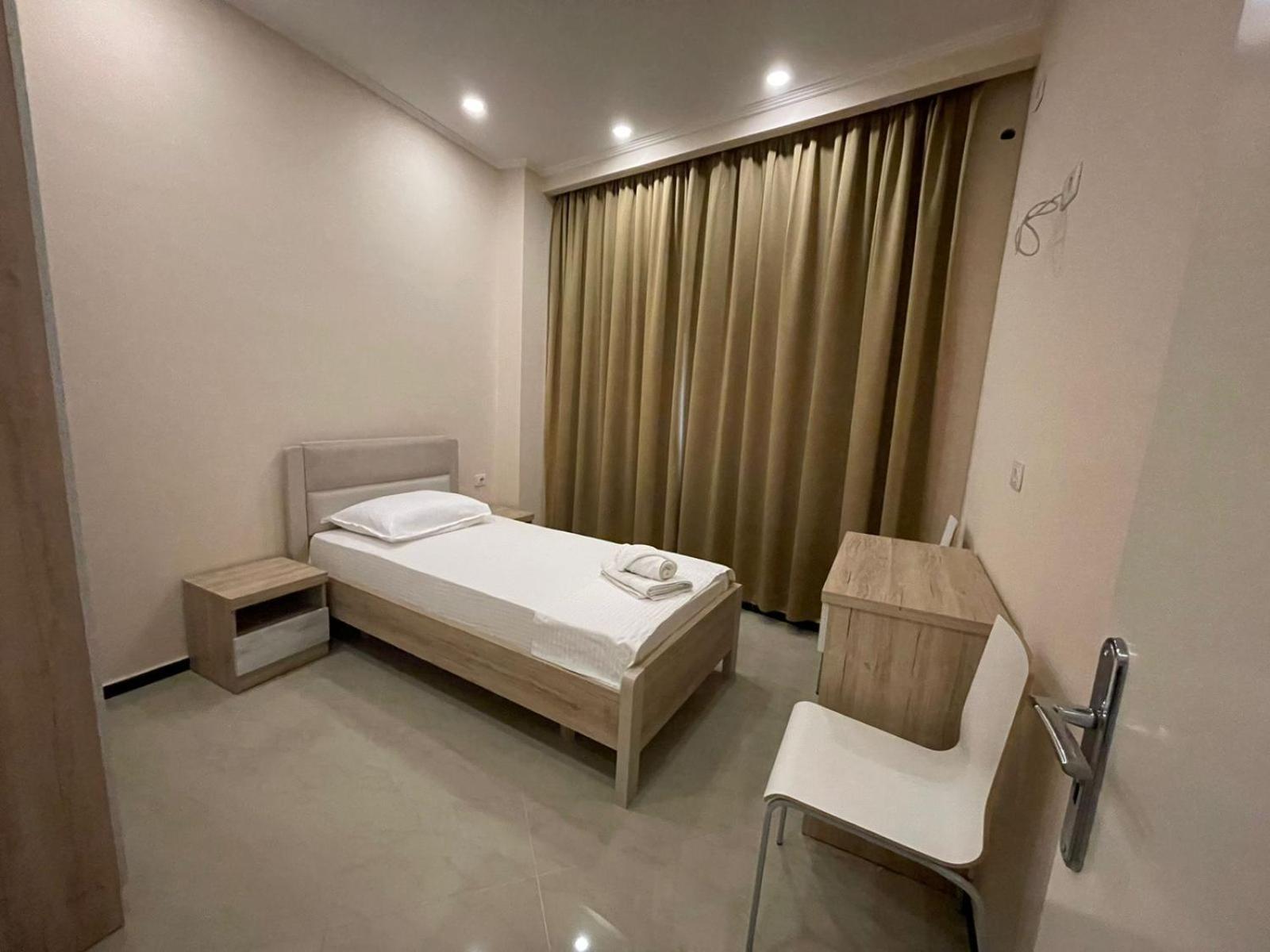 Seaside Apartmens Sarandë エクステリア 写真