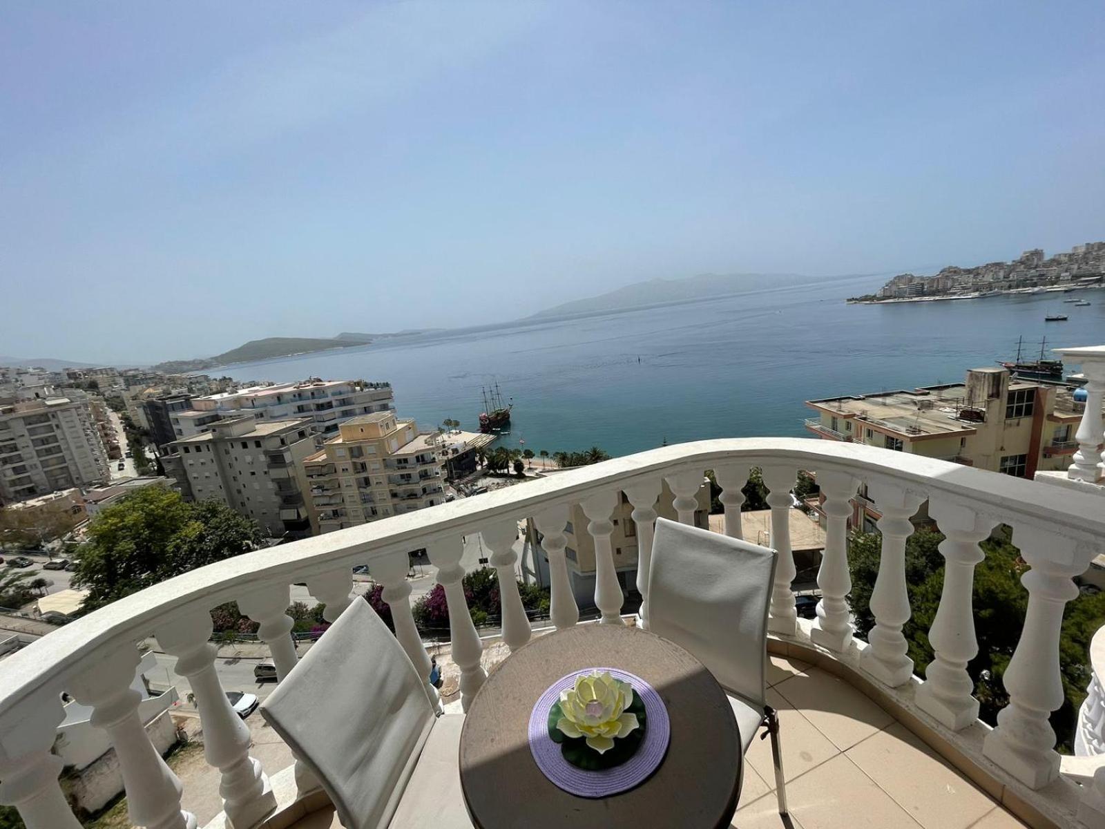 Seaside Apartmens Sarandë エクステリア 写真